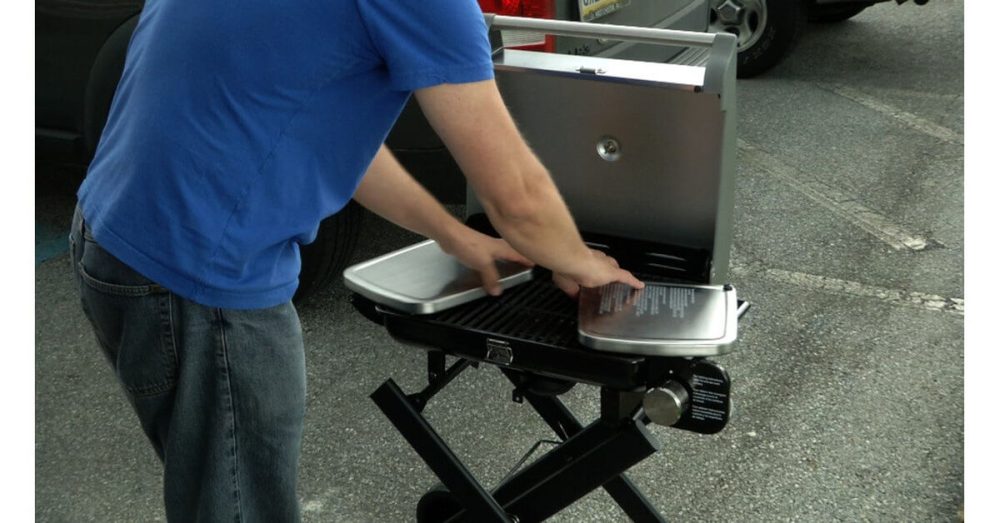 All Foods Roll-Away Gas Grill - Image 4
