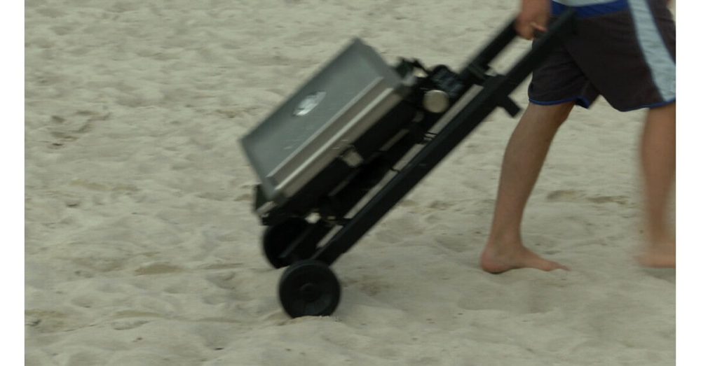 All Foods Roll-Away Gas Grill - Image 6