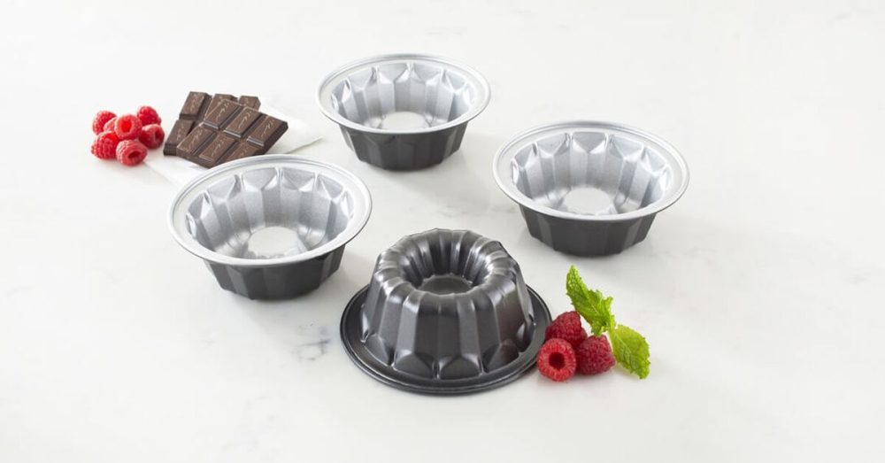 Mini Bundt Pans (Set of 4) - Image 2