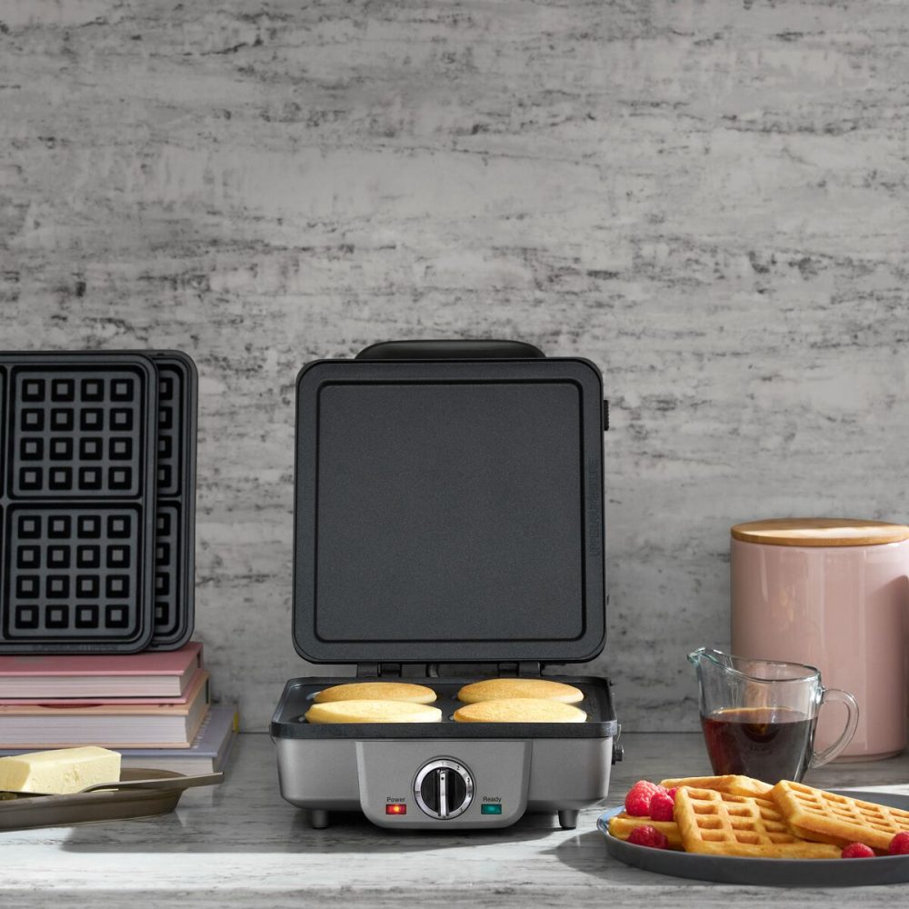 Belgian Waffle Maker with Pancake Plates - Image 8