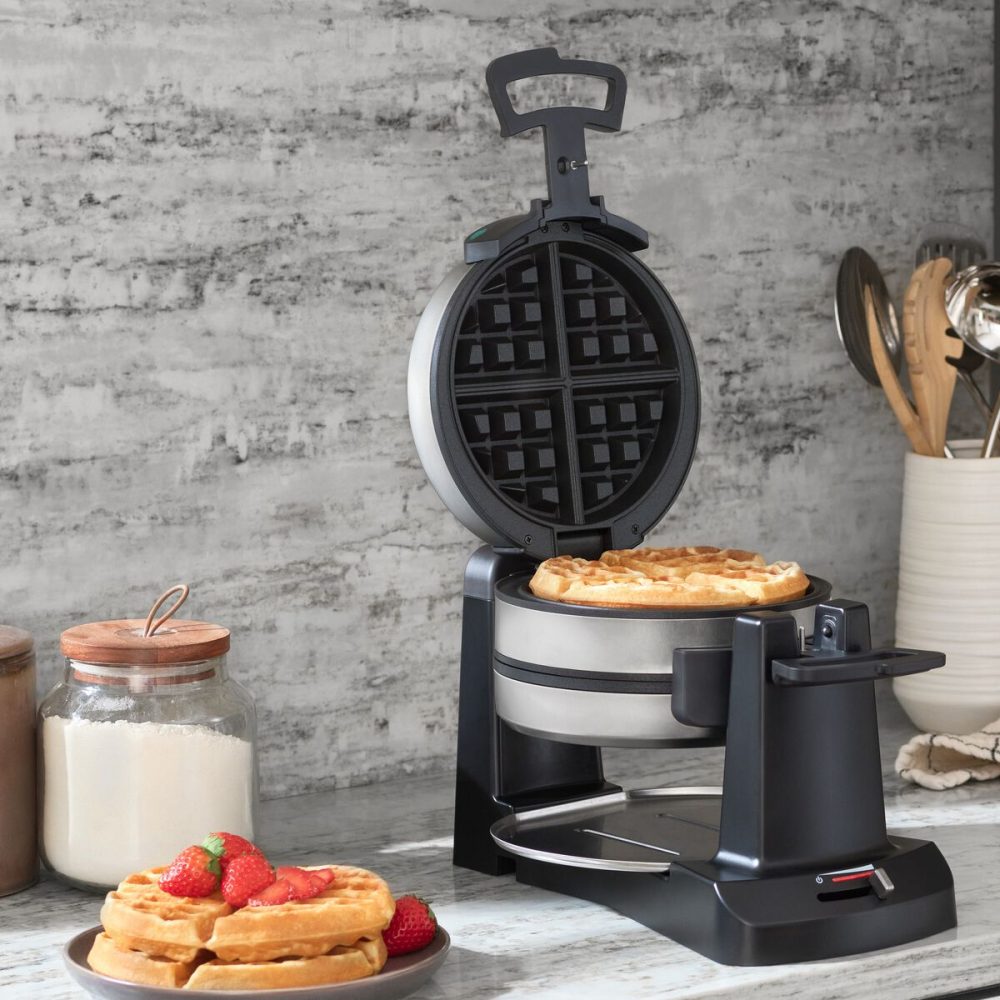Double Flip Belgian Waffle Maker - Image 5