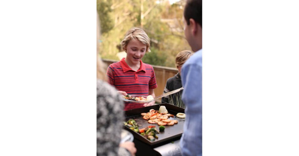 Gourmet Two Burner Gas Griddle - Image 12