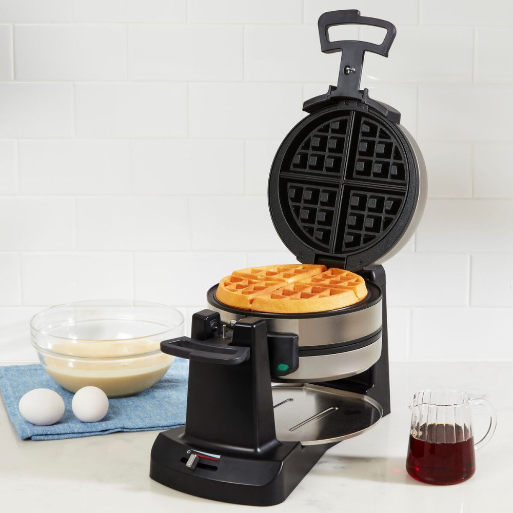 Double Flip Belgian Waffle Maker - Image 3