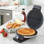 Round Classic Waffle Maker - Image 2